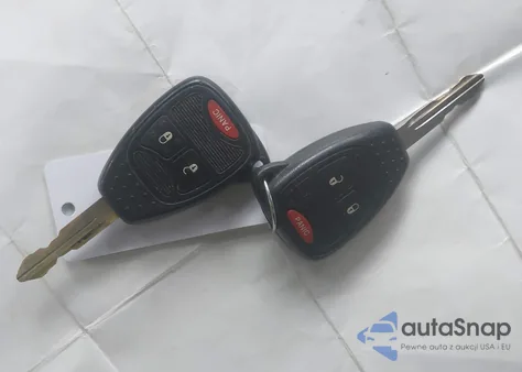 2016 Jeep Compass Sport из США, поврежденный, VIN 1C4NJDBB8GD507935